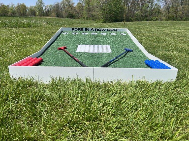 Fore in a Row Golf Fore in a Row Golf