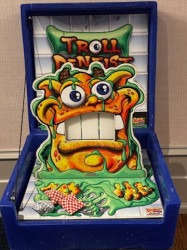 troll 1784993346 Troll Dentist (Blue Box)